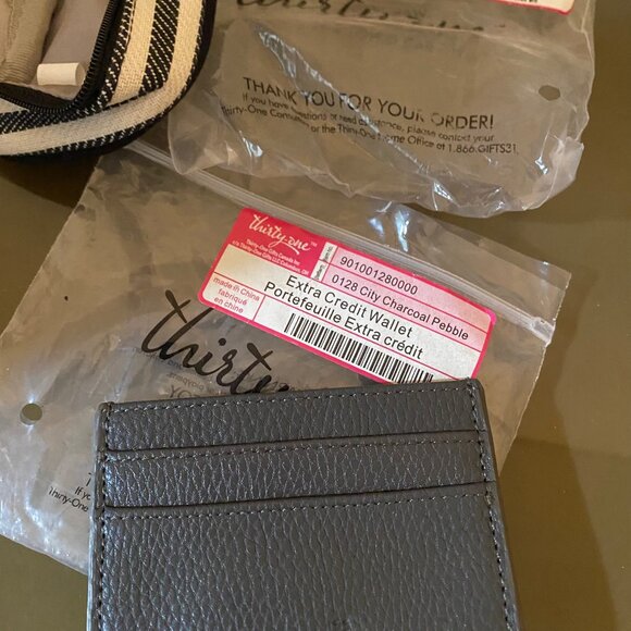New Thirty-One Credit Wallets & ID Case Set - Picture 5 of 6